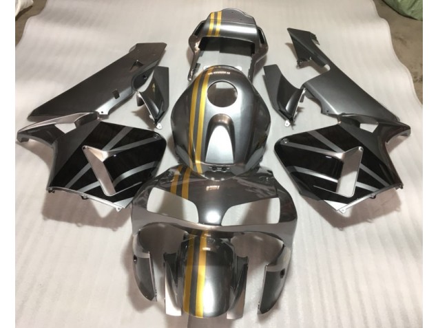 2003-2004 Silver Gold Black Honda CBR600RR Replacement Motorcycle Fairings for Sale 2003-2004 Silver Gold Black Honda CBR600RR Replacement Motorcycle Fairings for Sale