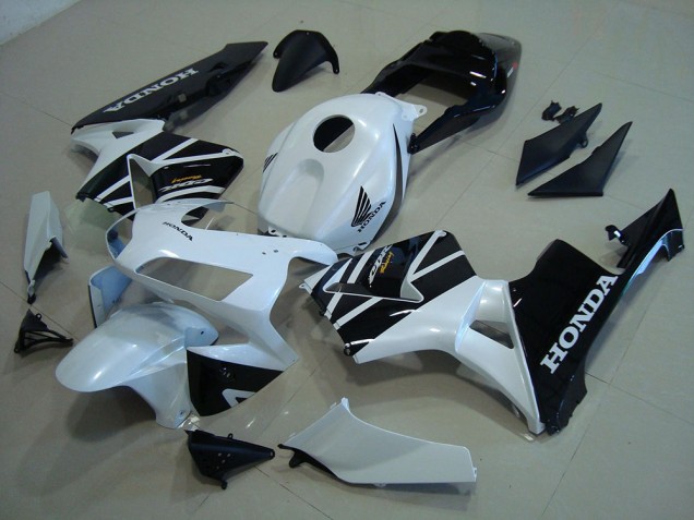 2003-2004 White Black Honda CBR600RR Motorcylce Fairings for Sale 2003-2004 White Black Honda CBR600RR Motorcylce Fairings for Sale