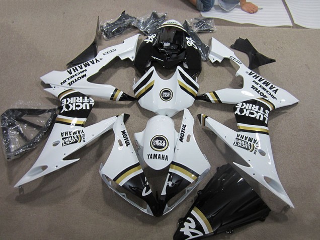 2004-2006 Black White Lucky Strike Yamaha YZF R1 Motorcyle Fairings for Sale 2004-2006 Black White Lucky Strike Yamaha YZF R1 Motorcyle Fairings for Sale